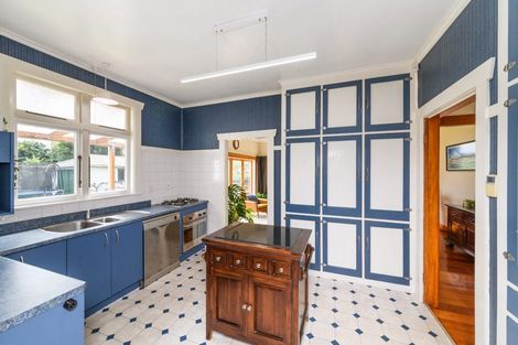 Photo of property in 33 College Street, Awapuni, Palmerston North, 4412