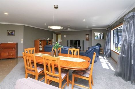 Photo of property in 18 Fencourt Place, Rototuna North, Hamilton, 3210