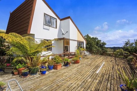 Photo of property in 18 Pemberton Avenue, Bayview, Auckland, 0629