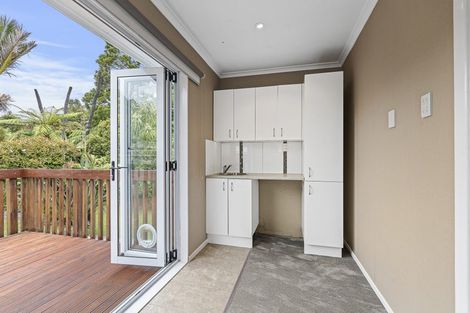 Photo of property in 174 Huatoki Street, Upper Vogeltown, New Plymouth, 4310