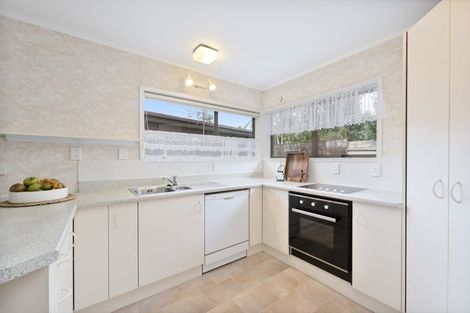 Photo of property in 21 Matuhi Rise, Henderson, Auckland, 0612