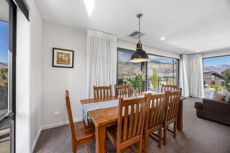 Photo of property in 8 Mills Road, Wanaka, 9305