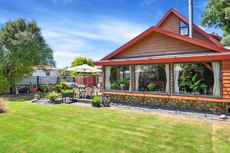 Photo of property in 35 Selwyn Street, Leeston, 7632