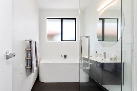 Photo of property in 32 Blacklock Road, Pyes Pa, Tauranga, 3112