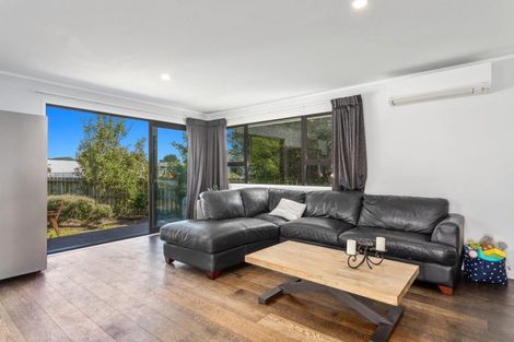 Photo of property in 1 Tawhara Place, Edgecumbe, 3120