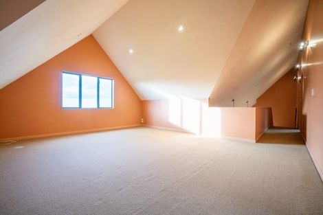 Photo of property in 267 Ngahere Park Road, Turitea, Palmerston North, 4472