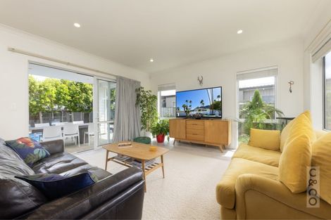 Photo of property in 14 Floyd Road, Riverhead, 0820