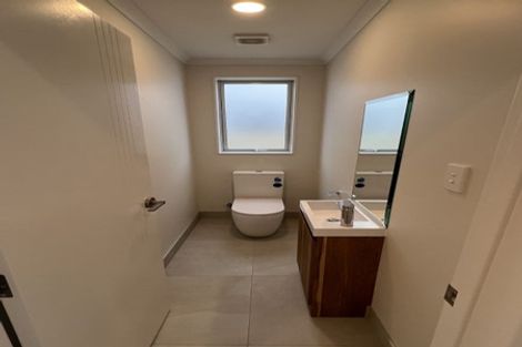Photo of property in 82 Castlebane Drive, Flat Bush, Auckland, 2019