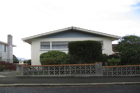 Photo of property in 55 Isadore Road, Saint Clair, Dunedin, 9012