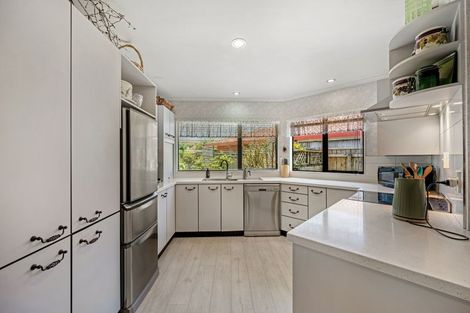 Photo of property in 10 Bishops Close, Greenmeadows, Napier, 4112