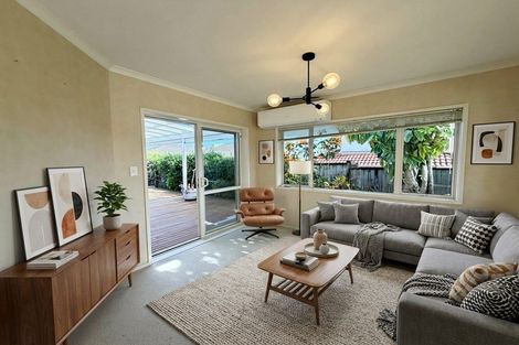 Photo of property in 12 Adrigole Place, East Tamaki, Auckland, 2013