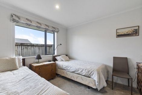 Photo of property in 18 Shrule Place, Huntington, Hamilton, 3210