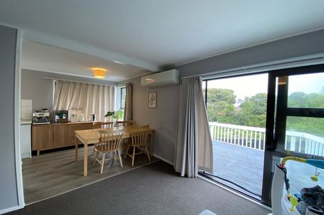Photo of property in 94 Lancaster Road, Beach Haven, Auckland, 0626