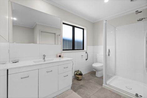 Photo of property in 62a Puketapu Road, Taradale, Napier, 4112