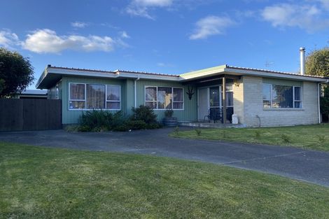 Photo of property in 18 Robinson Crescent, Tamatea, Napier, 4112