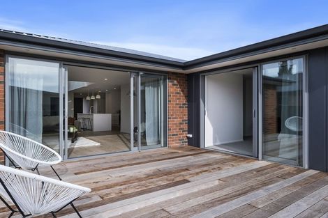 Photo of property in 147 Wingatui Road, Mosgiel, 9024