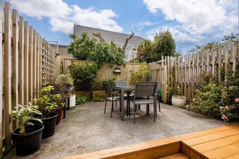 Photo of property in 7/23 Middleton Road, Johnsonville, Wellington, 6037