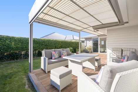 Photo of property in 9 Rotomanu Place, Pyes Pa, Tauranga, 3112