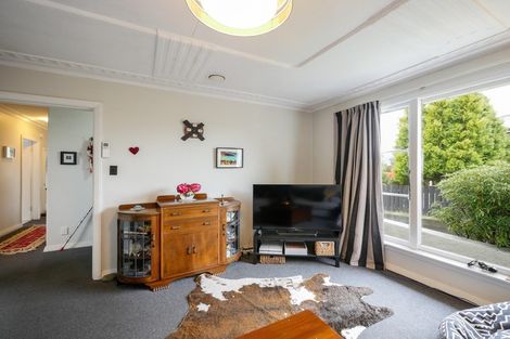 Photo of property in 124 Centennial Avenue, Helensburgh, Dunedin, 9010