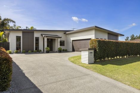 Photo of property in 35 Bellbird Rise, Pyes Pa, Tauranga, 3112