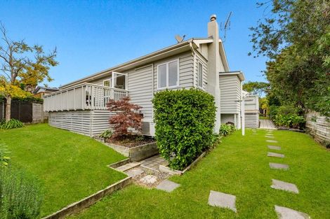 Photo of property in 1/29 Beatrice Avenue, Hillcrest, Auckland, 0627