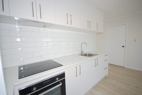 Photo of property in 2/35 Fairlands Avenue, Waterview, Auckland, 1026