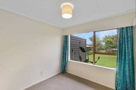 Photo of property in 11 Matipo Street, Levin, 5510