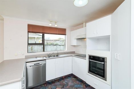 Photo of property in 1 Mcilwaine Place, Marton, 4710