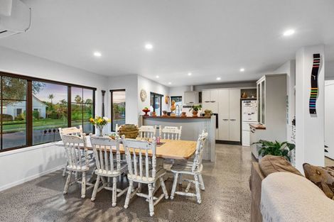 Photo of property in 31 Montego Drive, Papamoa Beach, Papamoa, 3118