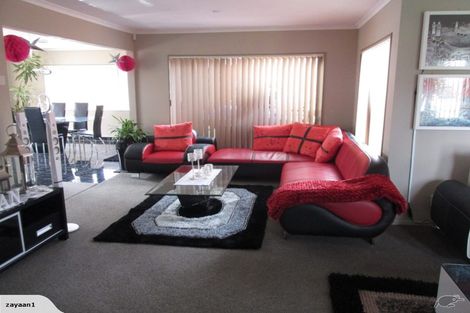 Photo of property in 27 Crossandra Drive, Mangere, Auckland, 2022