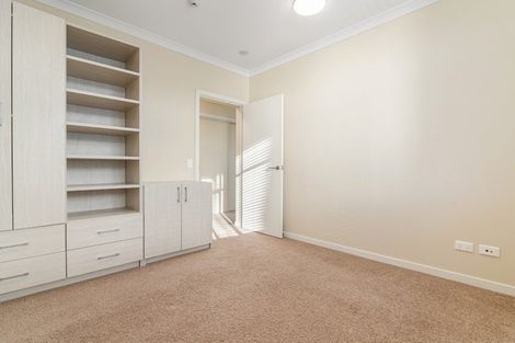 Photo of property in 38 Rewa Rewa Lane, Orewa, 0931