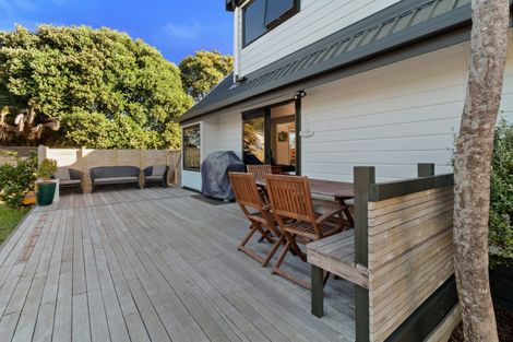 Photo of property in 200 Vista Paku, Pauanui, Hikuai, 3579