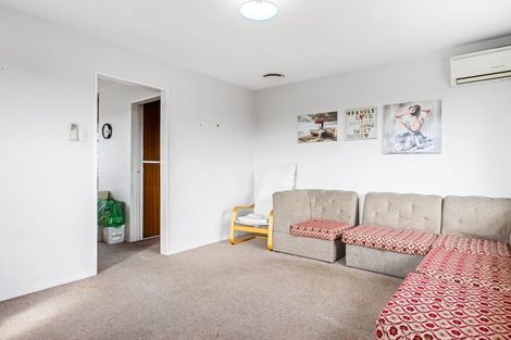 Photo of property in 1/74 Veitches Road, Casebrook, Christchurch, 8051