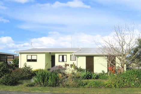 Photo of property in 12 Arohia Place, Snells Beach, 0920