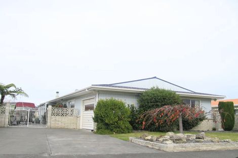 Photo of property in 15 Roskilda Crescent, Taradale, Napier, 4112