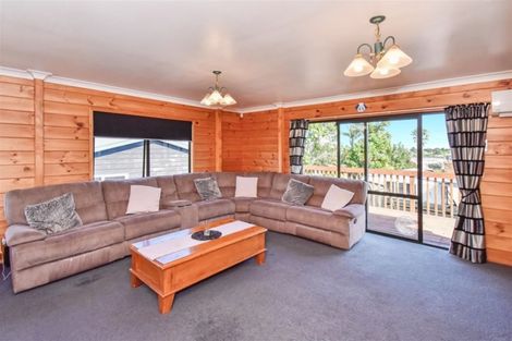 Photo of property in 2b Channel View Road, Clarks Beach, Pukekohe, 2679