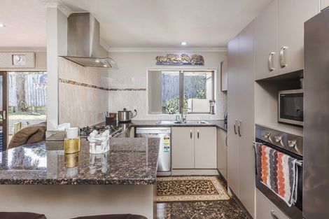 Photo of property in 50b Great South Road, Manurewa, Auckland, 2102