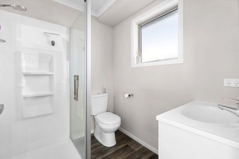 Photo of property in 35 Sherwin Avenue, Albert Town, Wanaka, 9305