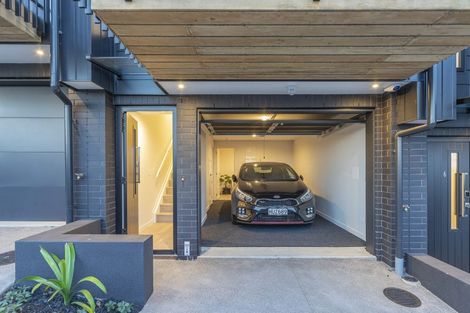 Photo of property in 7/805 Riddell Road, Saint Heliers, Auckland, 1071