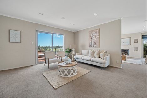 Photo of property in 5b Tupuhi Place, Highlands Park, New Plymouth, 4312