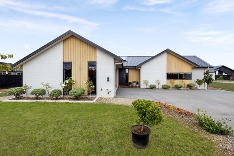 Photo of property in 66 Whare Marama Drive, Leamington, Cambridge, 3432