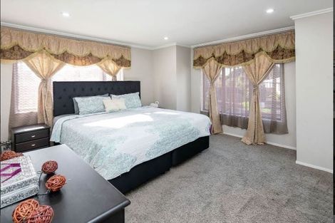 Photo of property in 8a Mccullough Avenue, Papatoetoe, Auckland, 2025