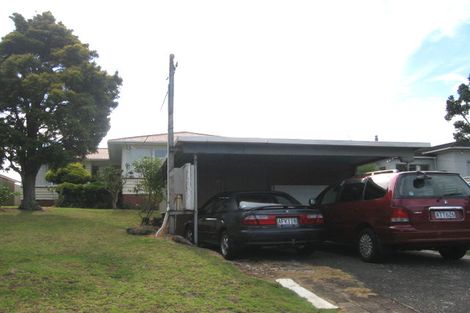 Photo of property in 161 Glenfield Road, Hillcrest, Auckland, 0626