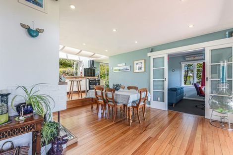 Photo of property in 4 Rangiora Terrace, Tahunanui, Nelson, 7011