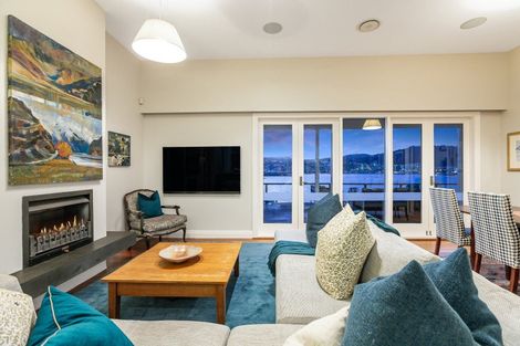 Photo of property in 334 Oriental Parade, Oriental Bay, Wellington, 6011