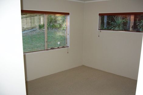 Photo of property in 2/108 Verran Road, Birkdale, Auckland, 0626