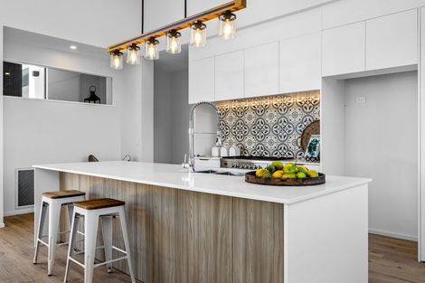 Photo of property in 8 Kapuka Lane, Kennedys Bush, Christchurch, 8025
