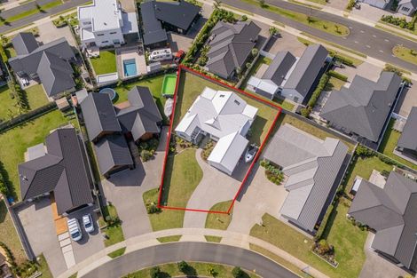 Photo of property in 11 Onerere Drive, Whitianga, 3510