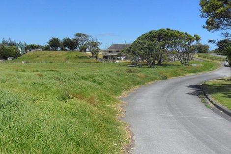 Photo of property in 4-8 Alcemene Lane, Baylys Beach, Dargaville, 0377