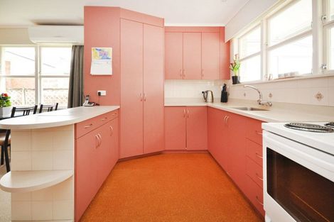 Photo of property in 116 Williams Street, Cambridge, 3434